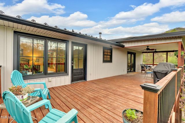 528 Tower Road, Lebanon, VA 24266