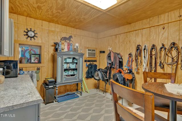 528 Tower Road, Lebanon, VA 24266