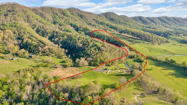 528 Tower Road, Lebanon, VA 24266