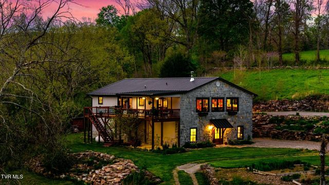 528 Tower Road, Lebanon, VA 24266