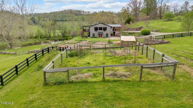 528 Tower Road, Lebanon, VA 24266