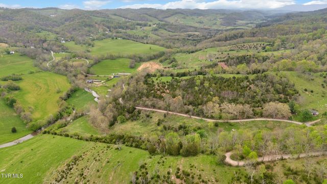 528 Tower Road, Lebanon, VA 24266