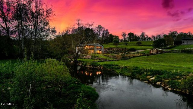 528 Tower Road, Lebanon, VA 24266