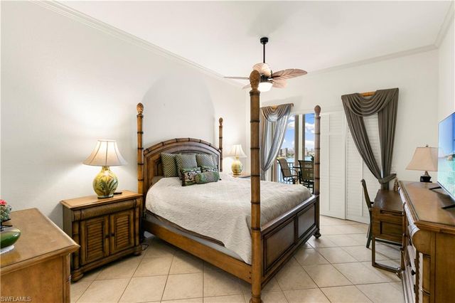 4141 Bay Beach LN 4P3, Fort Myers Beach, FL 33931