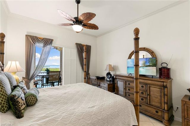 4141 Bay Beach LN 4P3, Fort Myers Beach, FL 33931