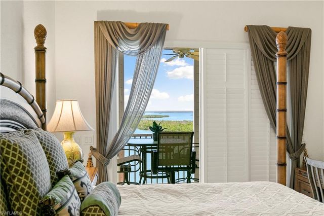 4141 Bay Beach LN 4P3, Fort Myers Beach, FL 33931