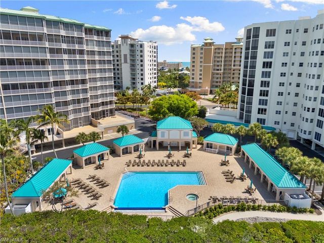 4141 Bay Beach LN 4P3, Fort Myers Beach, FL 33931