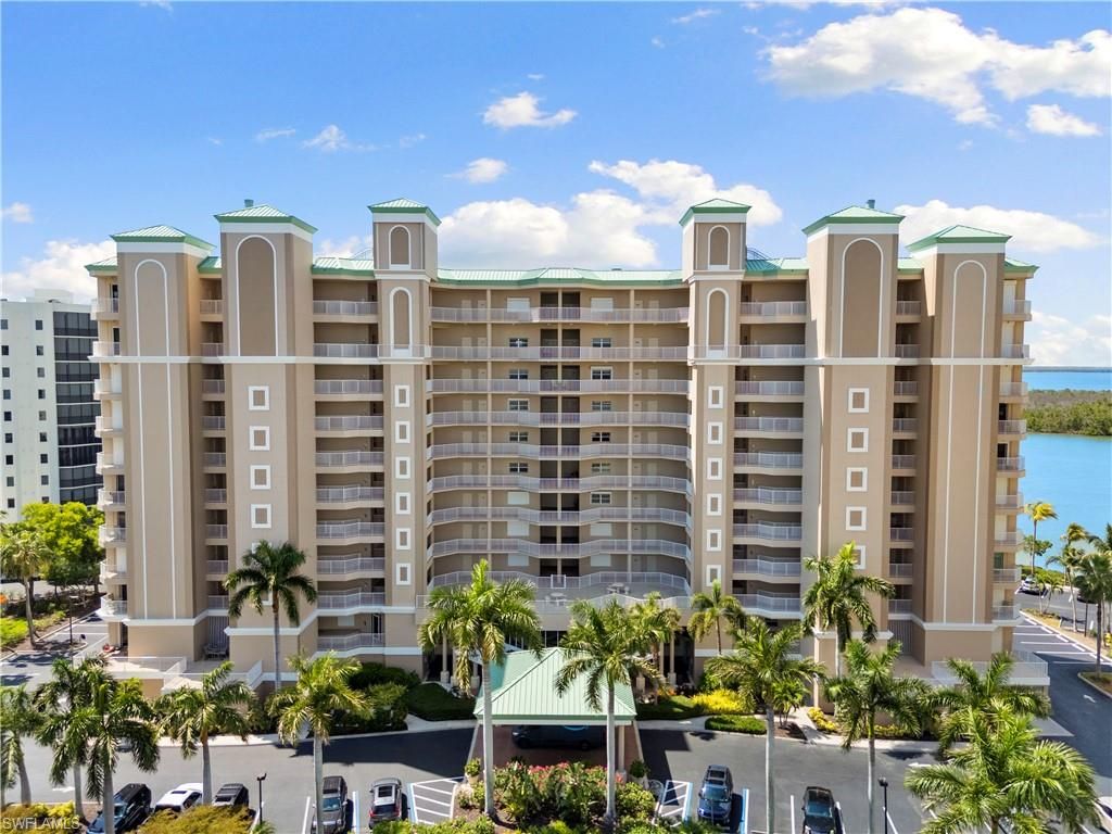 4141 Bay Beach LN 4P3, Fort Myers Beach, FL 33931