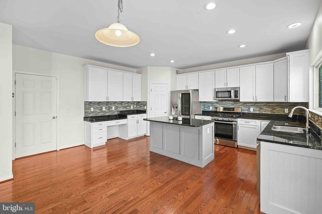 3312 EAGLE RIDGE DR, Woodbridge, VA 22191