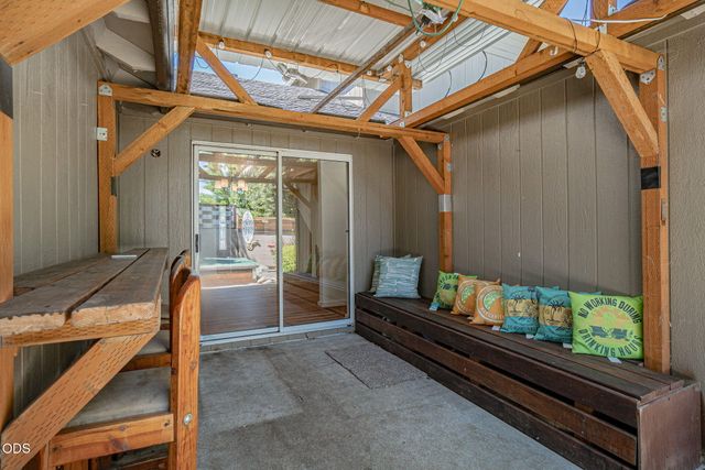 171 Peggy Lane, Talent, OR 97540