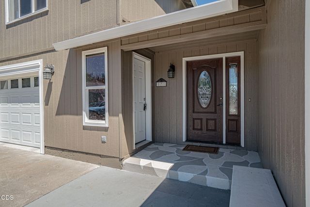 171 Peggy Lane, Talent, OR 97540