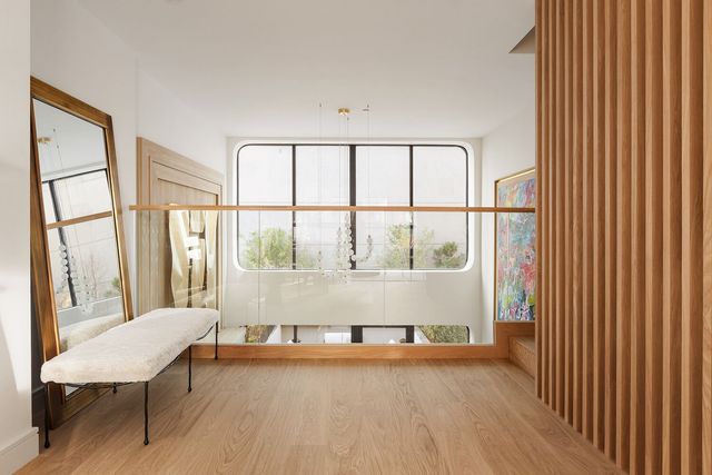 76 S 2ND Street, New York City, NY 11249