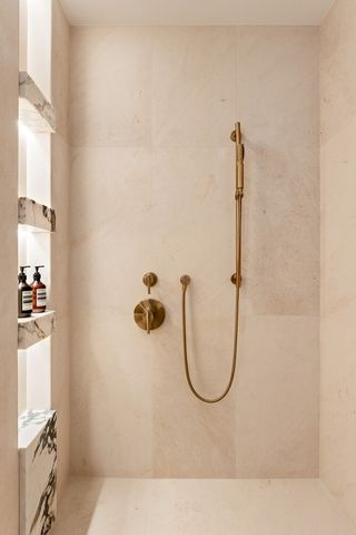 76 S 2ND Street, New York City, NY 11249