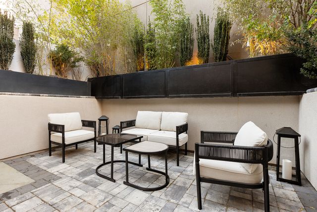 76 S 2ND Street, New York City, NY 11249