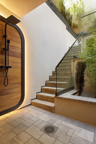 76 S 2ND Street, New York City, NY 11249