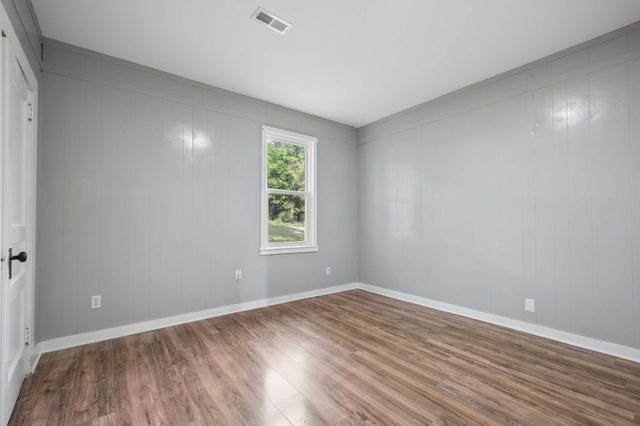 171 Cedar Grove Rd, Shelbyville, TN 37160