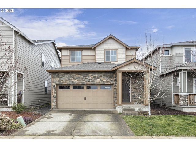 2097 Nw WOODLAND Dr, Mc Minnville, OR 97128