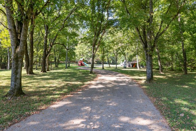 6750 Bethesda Arno Rd, Thompsons Station, TN 37179