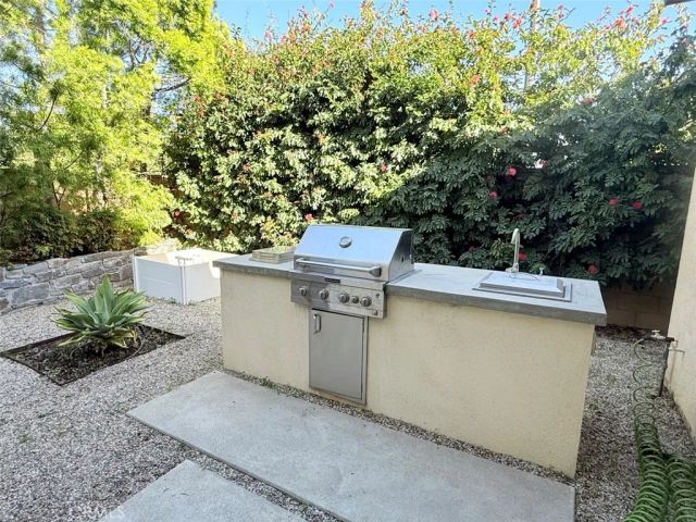 38 Stafford Pl, Tustin, CA 92782