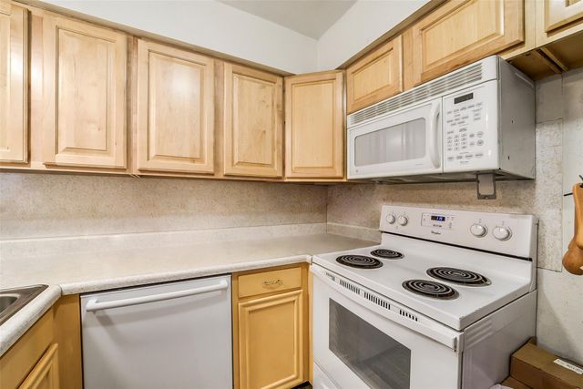 923 Wax Myrtle Lane, Houston, TX 77079