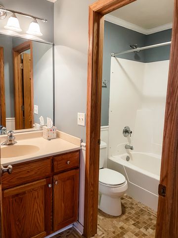 1308 Axcel Lane, Sycamore, IL 60178