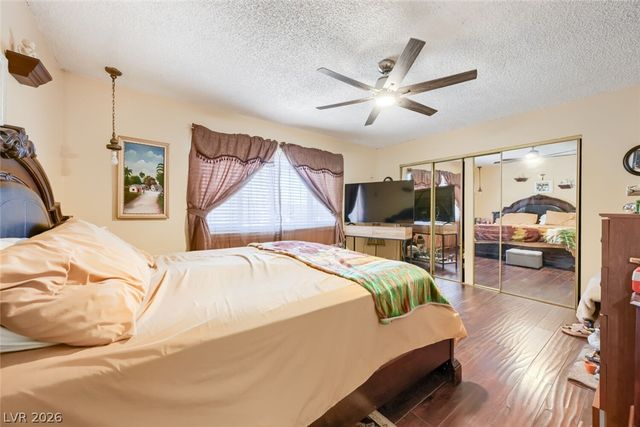 3572 Regents Circle, Las Vegas, NV 89121