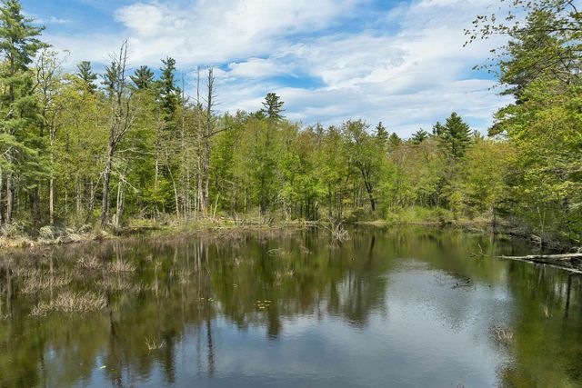 281 New Boston Road, Bedford, NH 03110