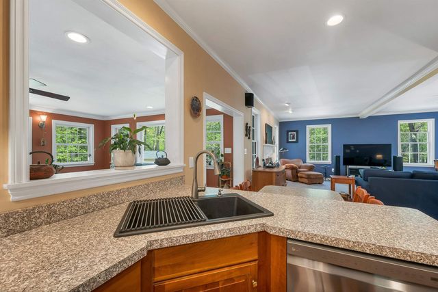 281 New Boston Road, Bedford, NH 03110