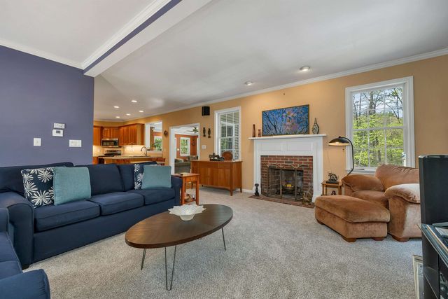 281 New Boston Road, Bedford, NH 03110