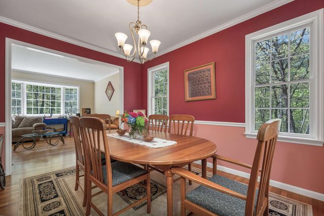 281 New Boston Road, Bedford, NH 03110