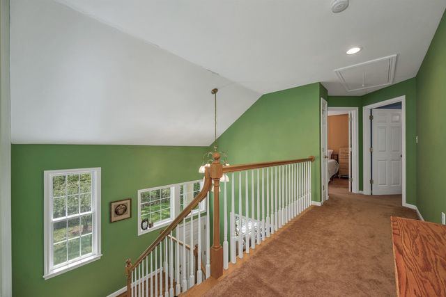 281 New Boston Road, Bedford, NH 03110