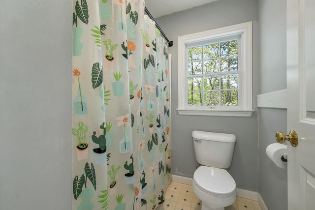 281 New Boston Road, Bedford, NH 03110