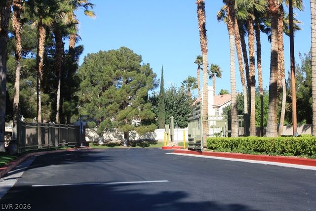 7730 Secret Shore Drive 203, Las Vegas, NV 89128