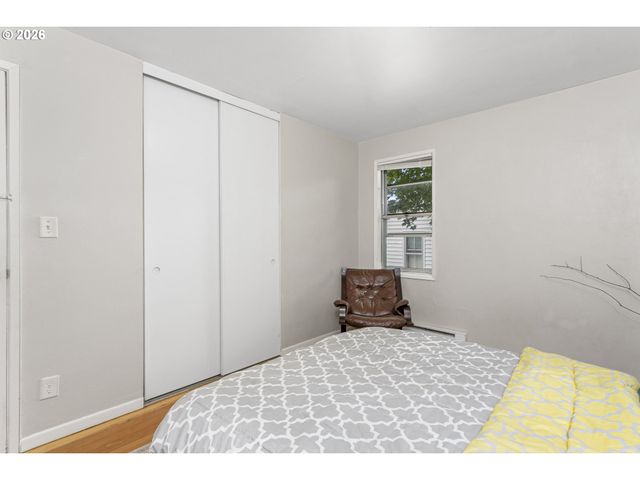 1108 GRAND Blvd, Vancouver, WA 98661