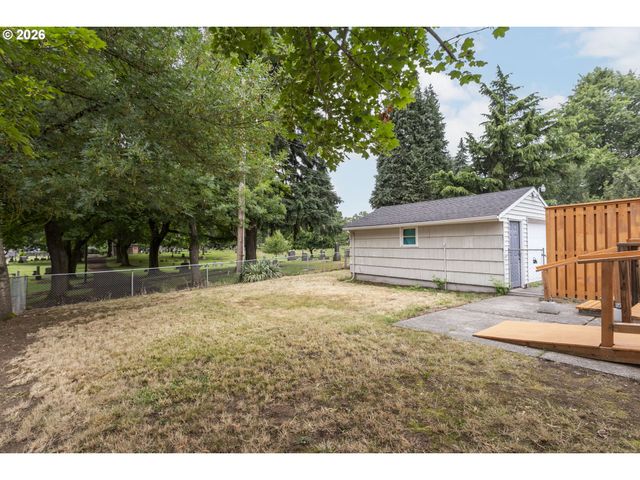 1108 GRAND Blvd, Vancouver, WA 98661
