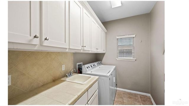 2309 Arroyo Avenue, Mcallen, TX 78504