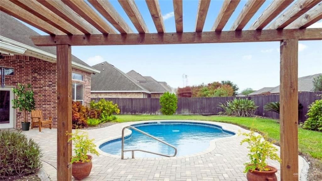 2309 Arroyo Avenue, Mcallen, TX 78504