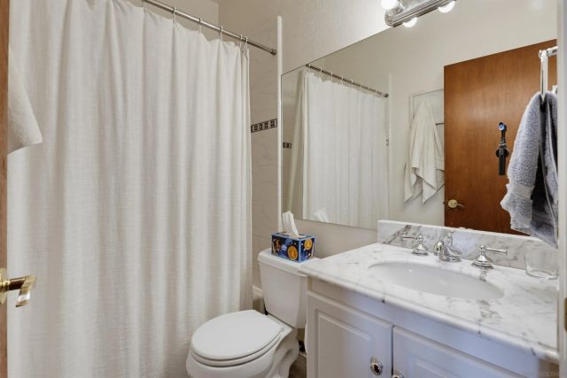 16819 Daza Dr, Ramona, CA 92065