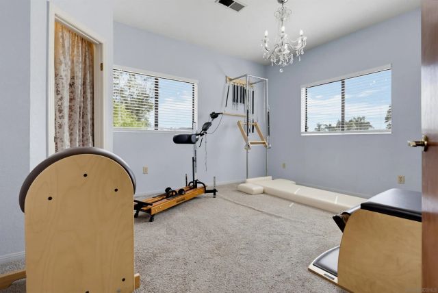 16819 Daza Dr, Ramona, CA 92065