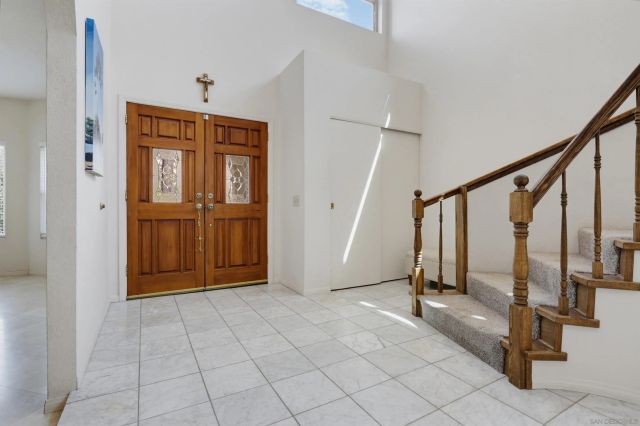 16819 Daza Dr, Ramona, CA 92065