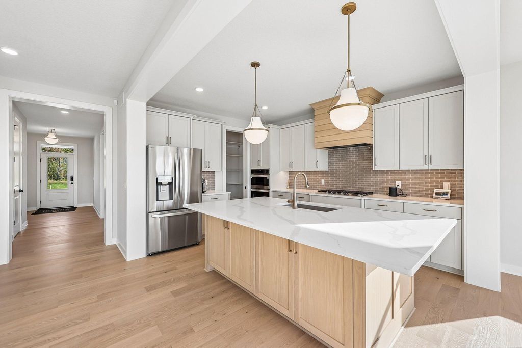 11568 200th Street W, Lakeville, MN 55044 — photo 2