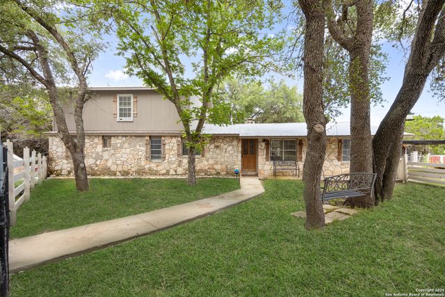 234 Arizona Ave, Lakehills, TX 78063