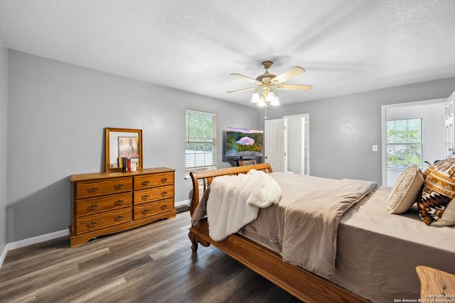 234 Arizona Ave, Lakehills, TX 78063