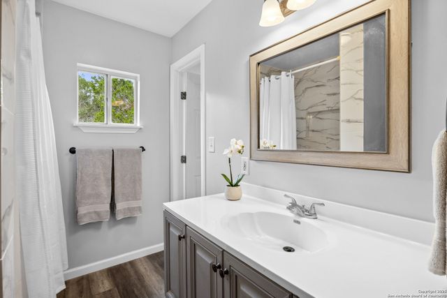 234 Arizona Ave, Lakehills, TX 78063