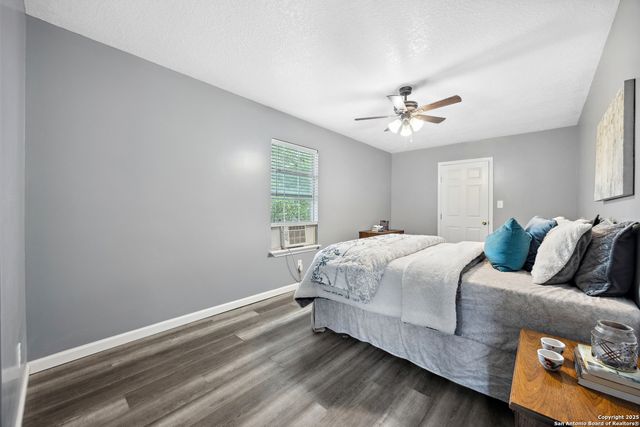 234 Arizona Ave, Lakehills, TX 78063