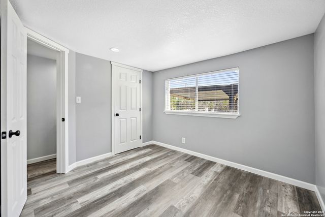 234 Arizona Ave, Lakehills, TX 78063