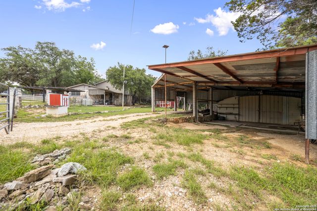 234 Arizona Ave, Lakehills, TX 78063
