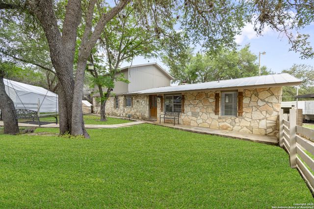 234 Arizona Ave, Lakehills, TX 78063