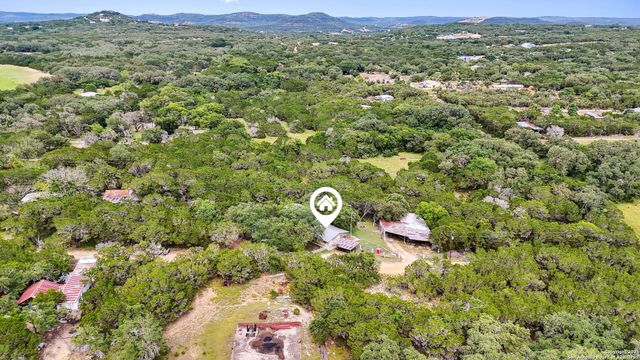 234 Arizona Ave, Lakehills, TX 78063