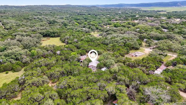 234 Arizona Ave, Lakehills, TX 78063